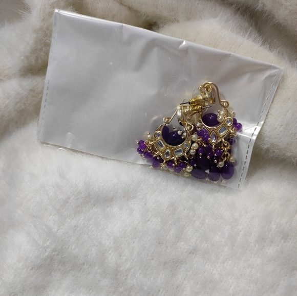 Ethnic Kundan Beads earrings - Picture 5 of 7